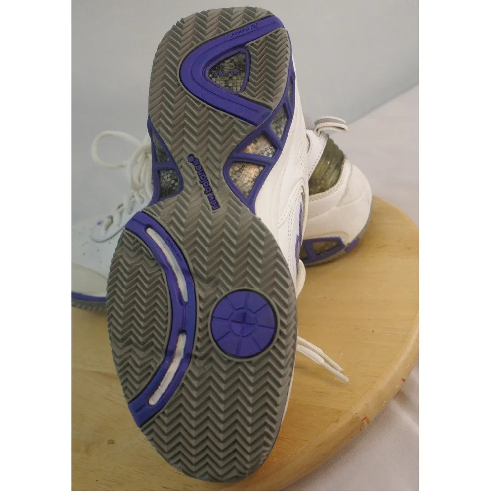 New Balance 806 Tennis Shoes Mens 9.5 White Purple Athletic Sneakers WC806W - Picture 6 of 9